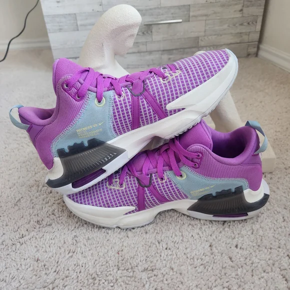 Nike LeBron Witness 7 Fuchsia Dream - Picture 4 of 7